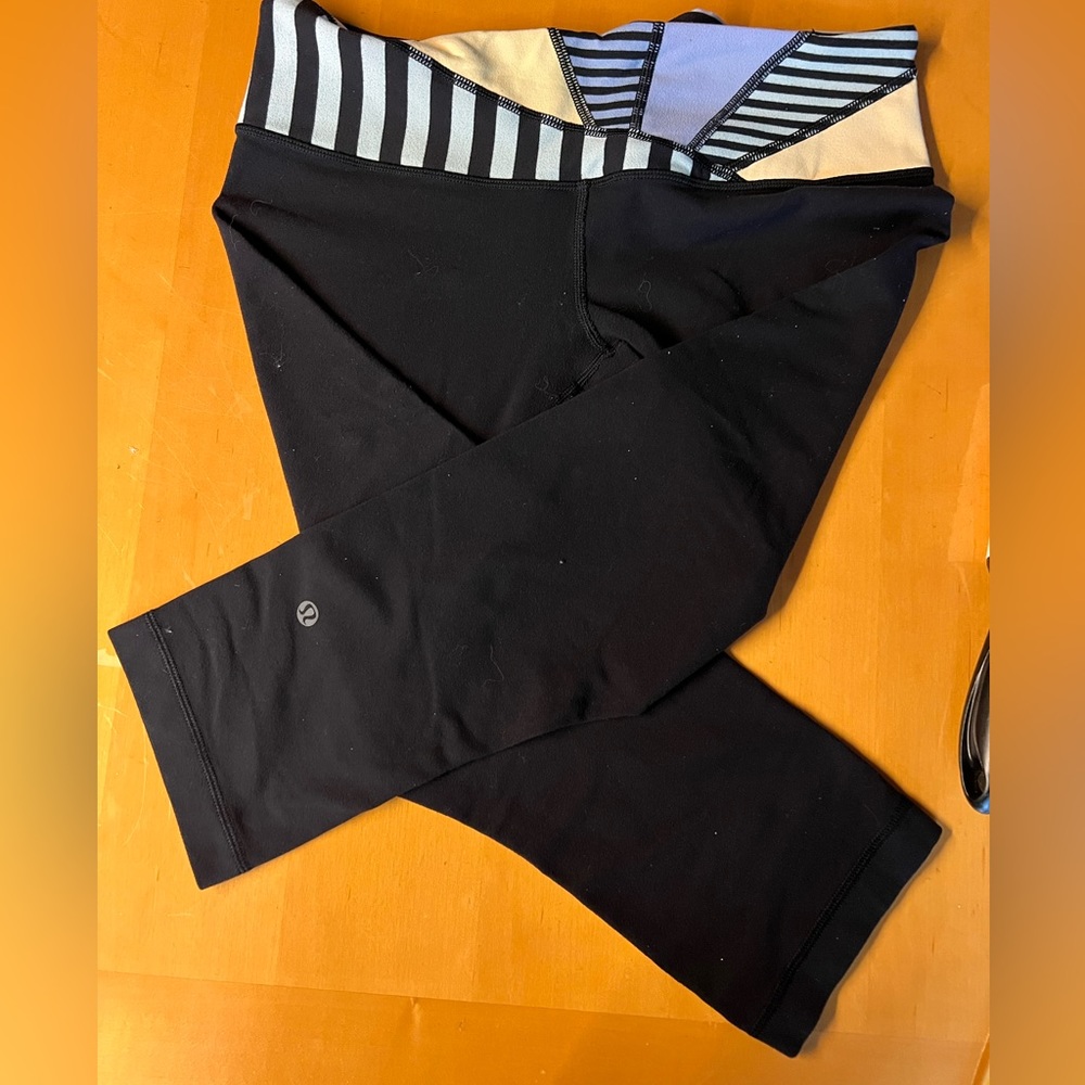 Lulu Lemon 🍋 Capri Reservable Pants sz 10